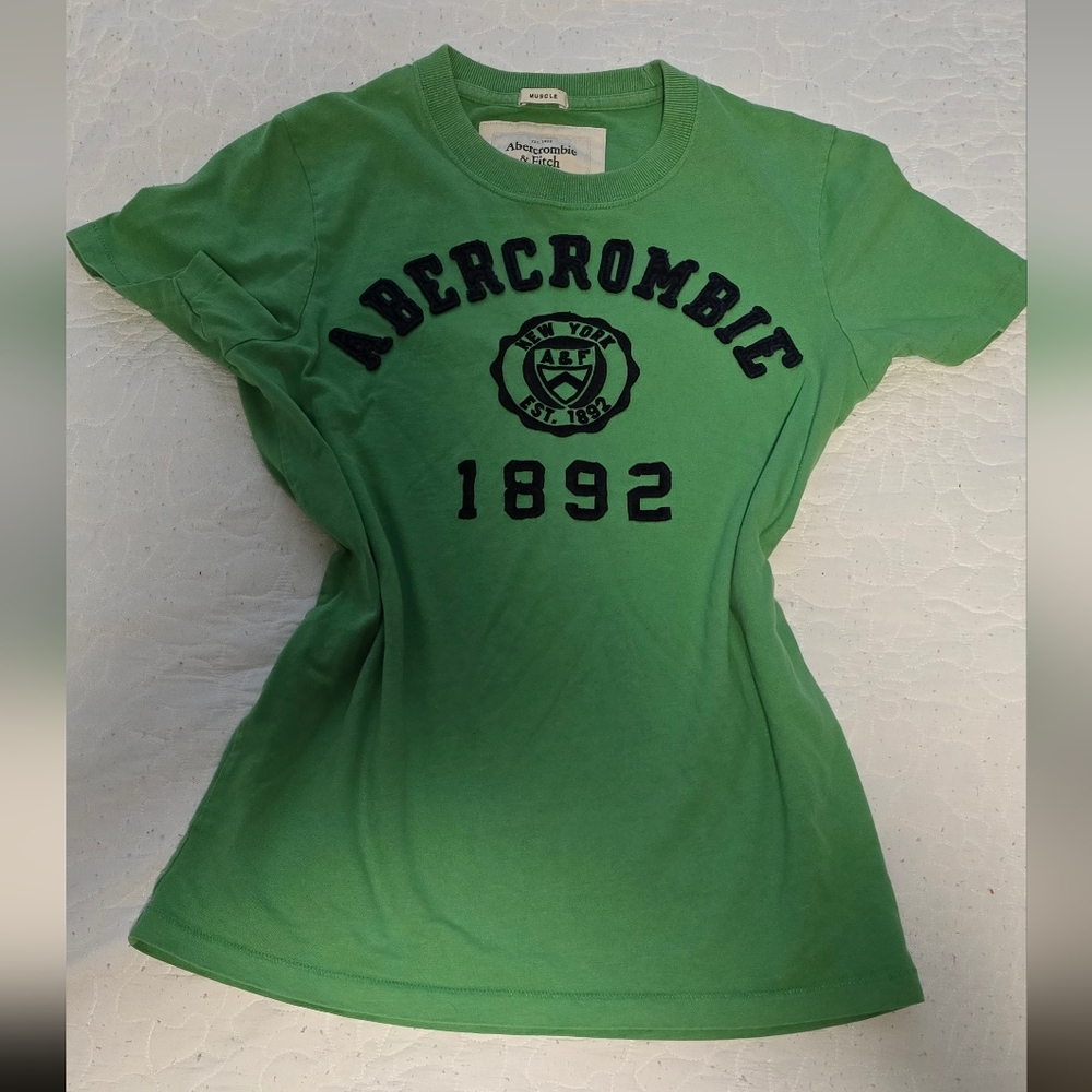 Abercrombie & Fitch  Green Graphic Tee